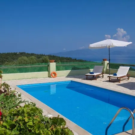 Sleeps 6