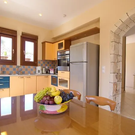 Villa Sleeps 6