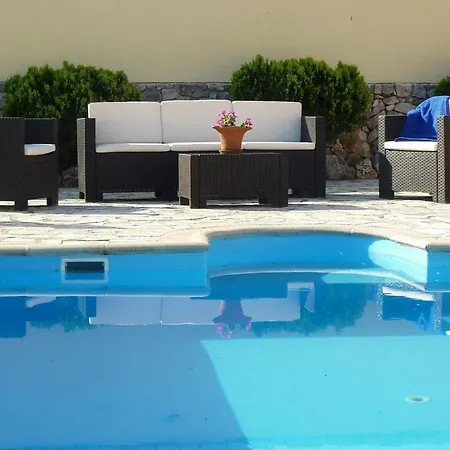 Sleeps 6 Villa Katsaráta