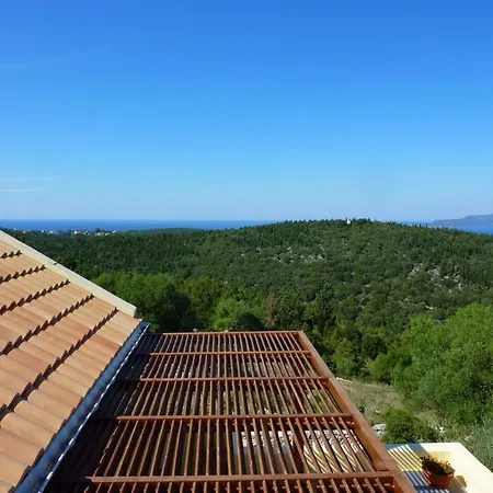 Sleeps 6 Katsaráta