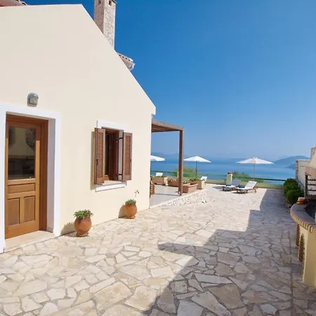 Villa Sleeps 6